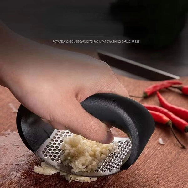 Easy Squeeze Garlic Crusher